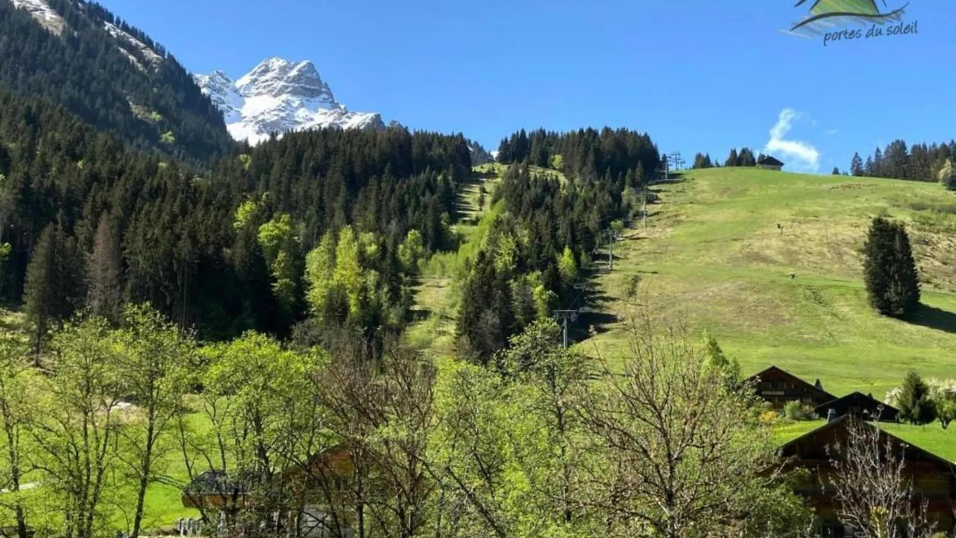 Magnificent Chalet On The Mountain Slopes Les Gets Franciaország