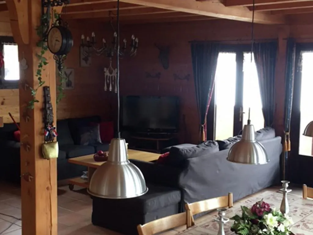 Magnificent Chalet On The Mountain Slopes Les Gets Franciaország