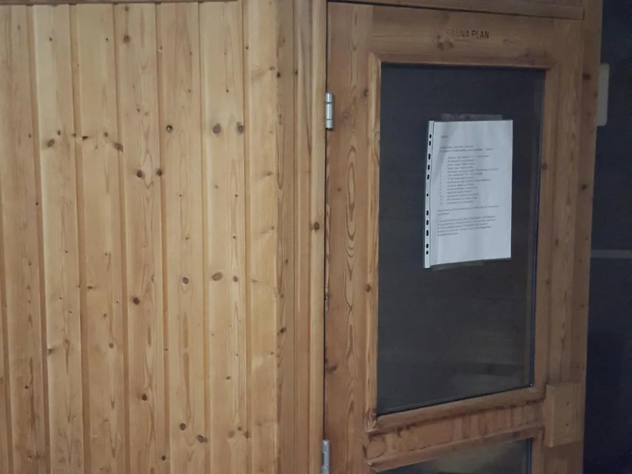 Magnificent Chalet On The Mountain Slopes Les Gets